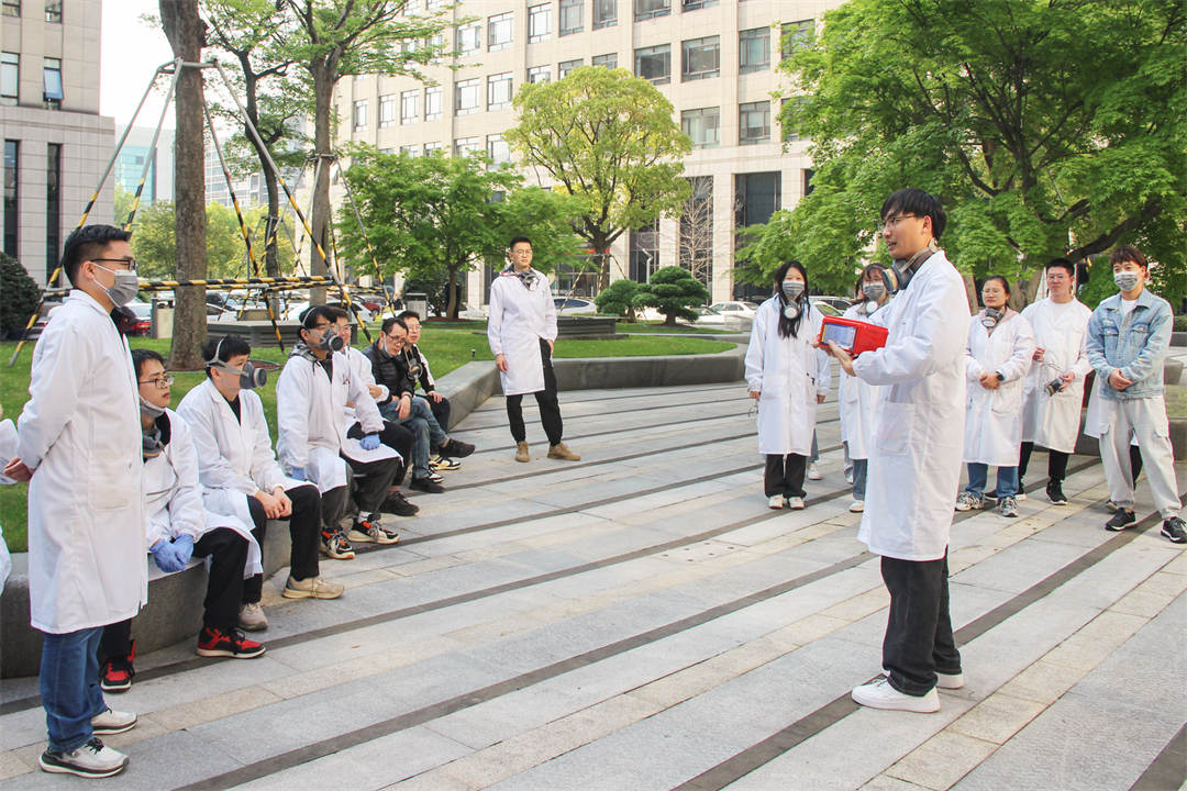 17192971622738486Oyr.jpg IMG_1732-裁剪.jpg